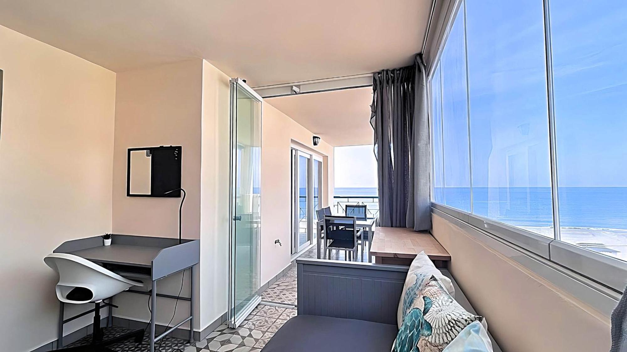 Апартаменты Atico De Albaida Duplex Frente Al Mar Морче Экстерьер фото