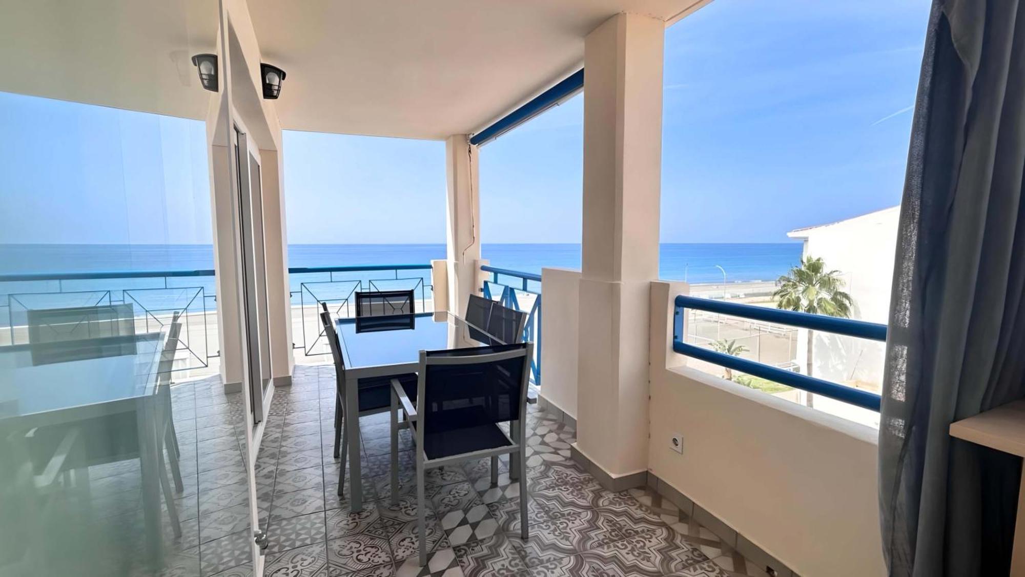 Апартаменты Atico De Albaida Duplex Frente Al Mar Морче Экстерьер фото